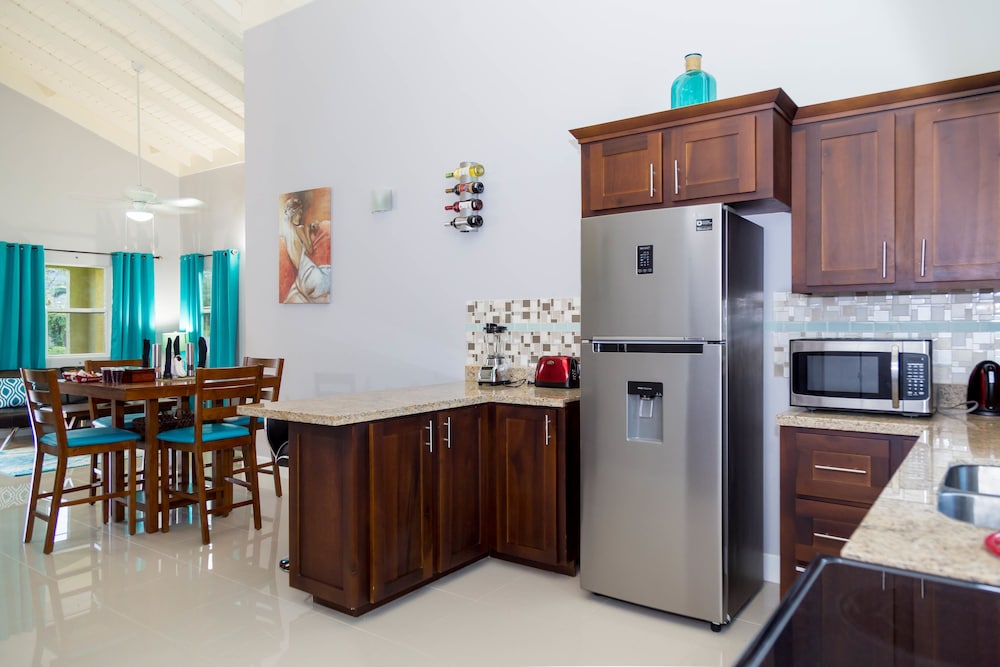 Luxury Villa, 3 Bedrooms, Ensuite, Garden View photo 3