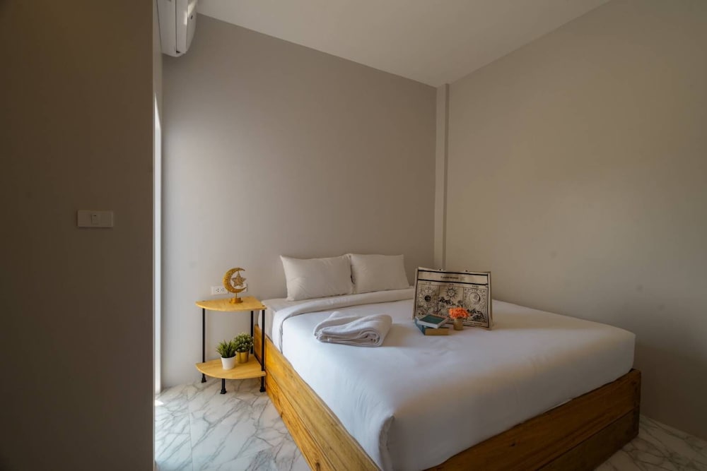 Standard Single Room photo 2
