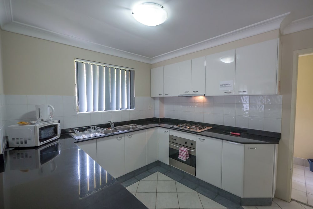Apartment, 2 Bedrooms, 2 Bathrooms (36 Thomas St) photo 3