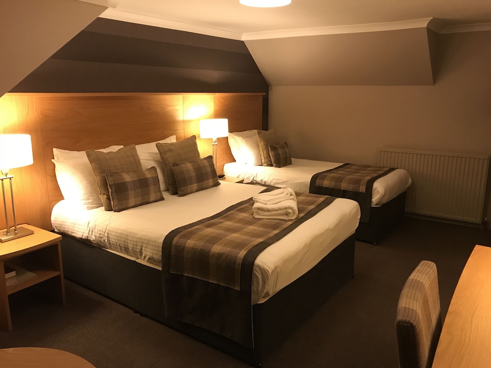 Standard Suite, Ensuite, River View