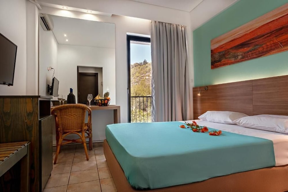 Superior Double or Twin Room, Mountain View - Photo 1