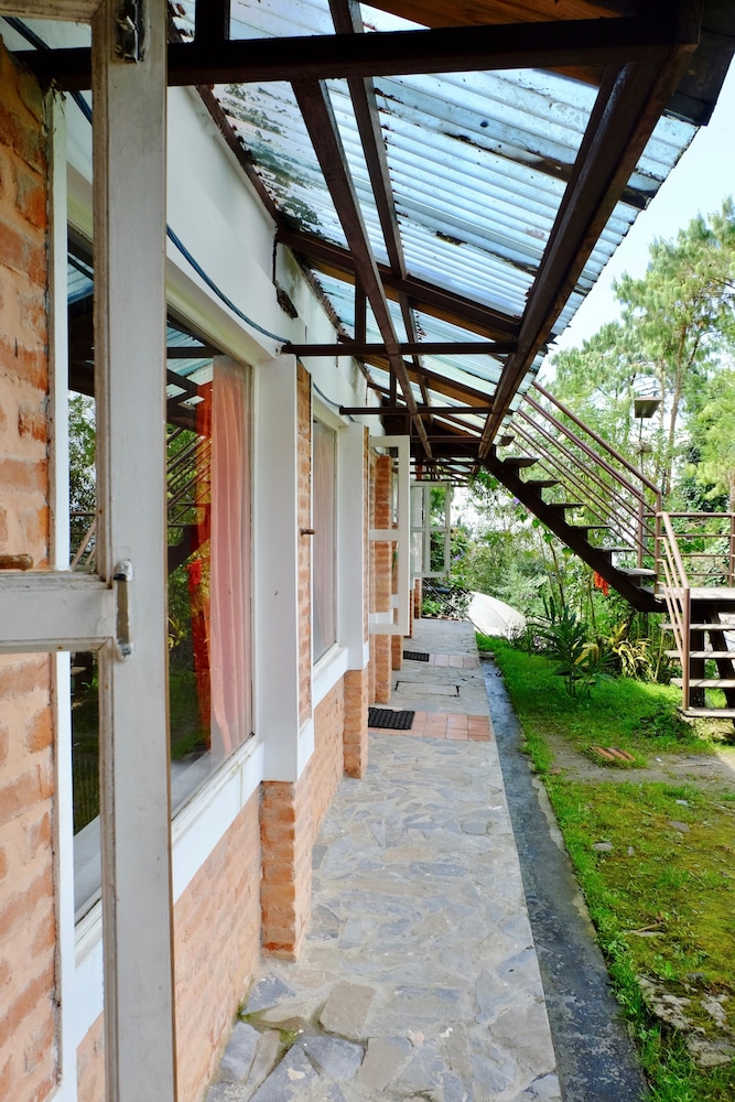 Deluxe Double Room, Private Bathroom, Mountain View photo 3