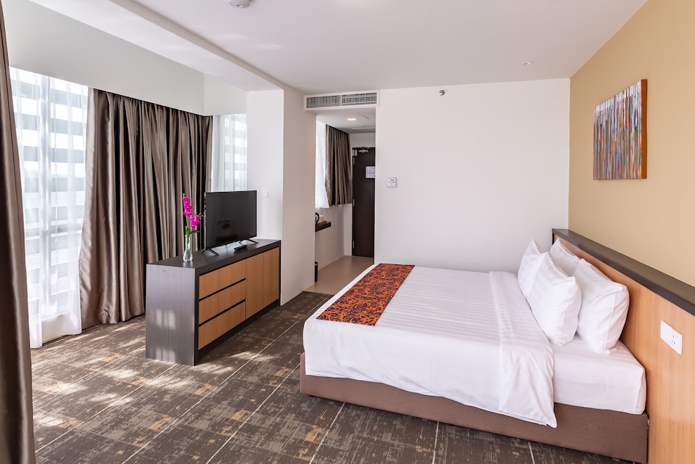 Executive King Room - Photo 3