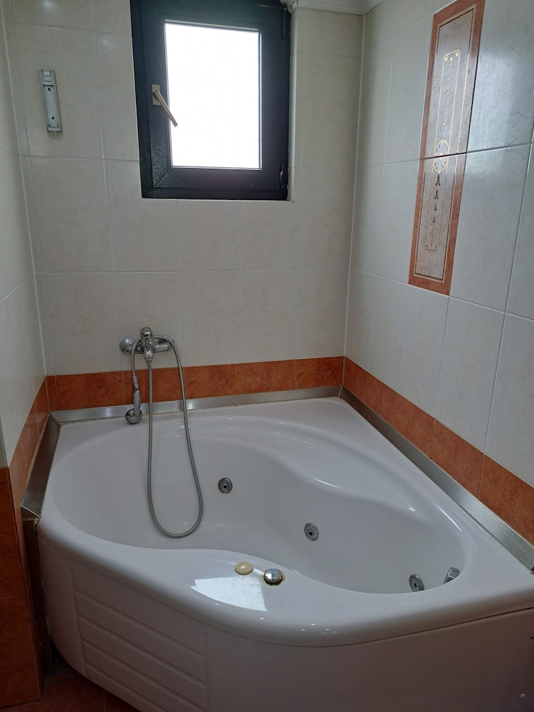 Executive Suite photo 2