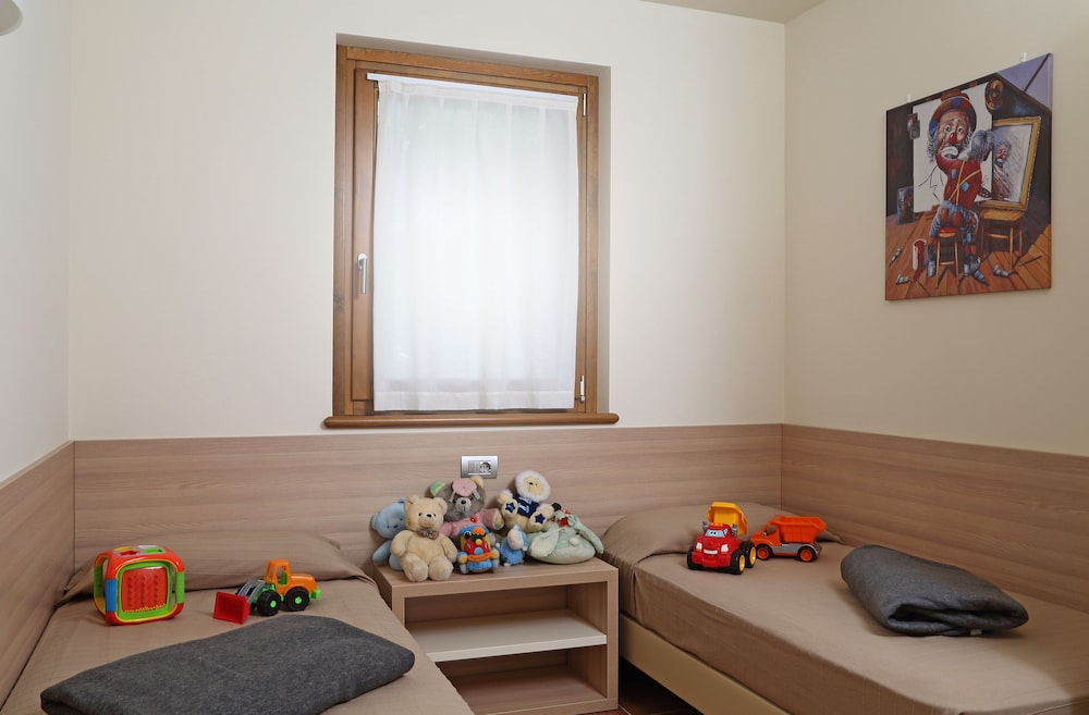 Standard Apartment, 2 Bedrooms photo 3
