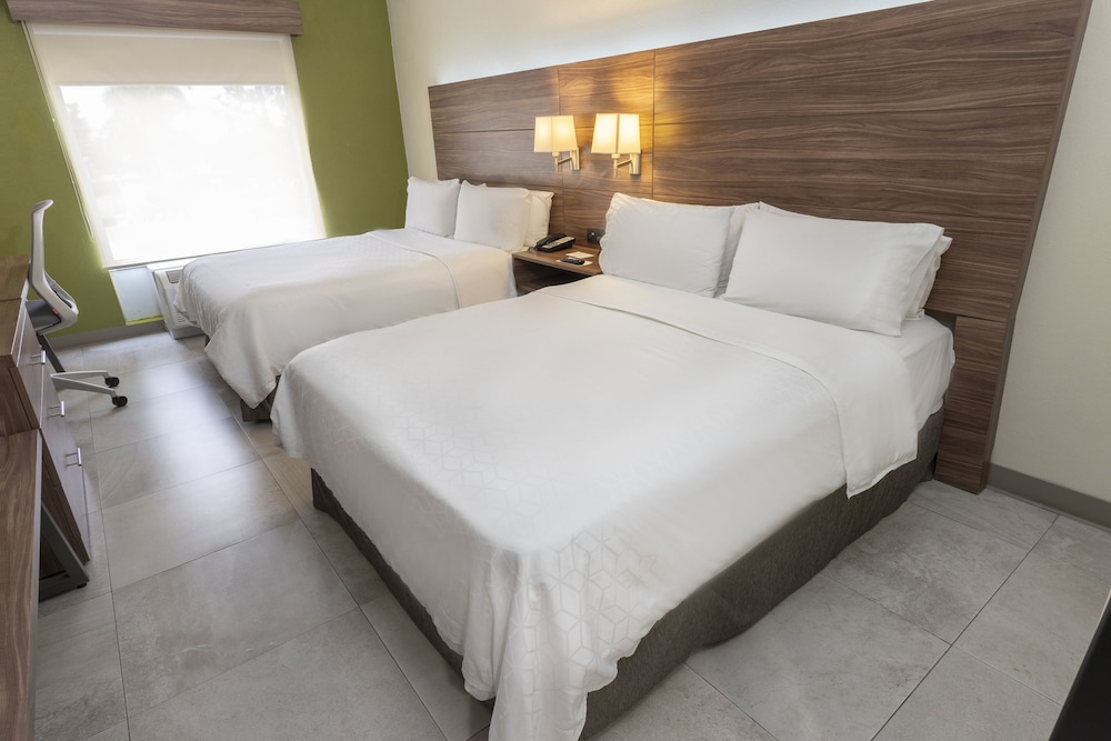 Standard Room, 2 Queen Beds, Tower (Blue Tower)