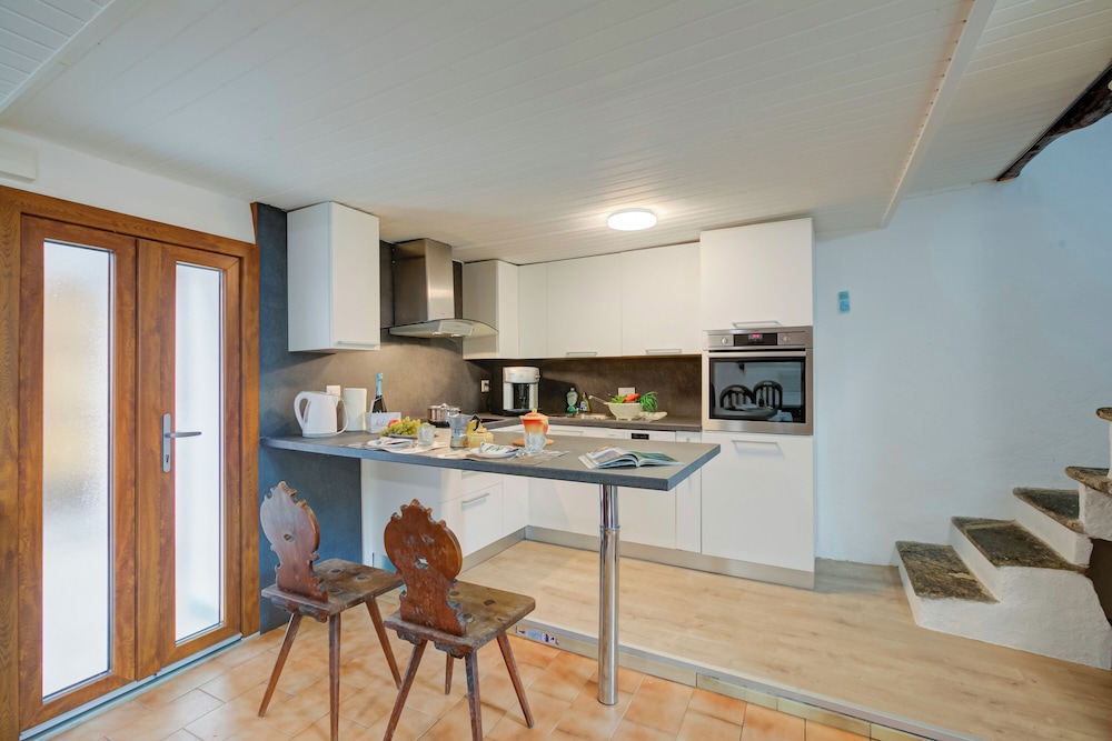 Family Apartment, 1 Bedroom (Rustic Mountain Brissago 1) photo 2