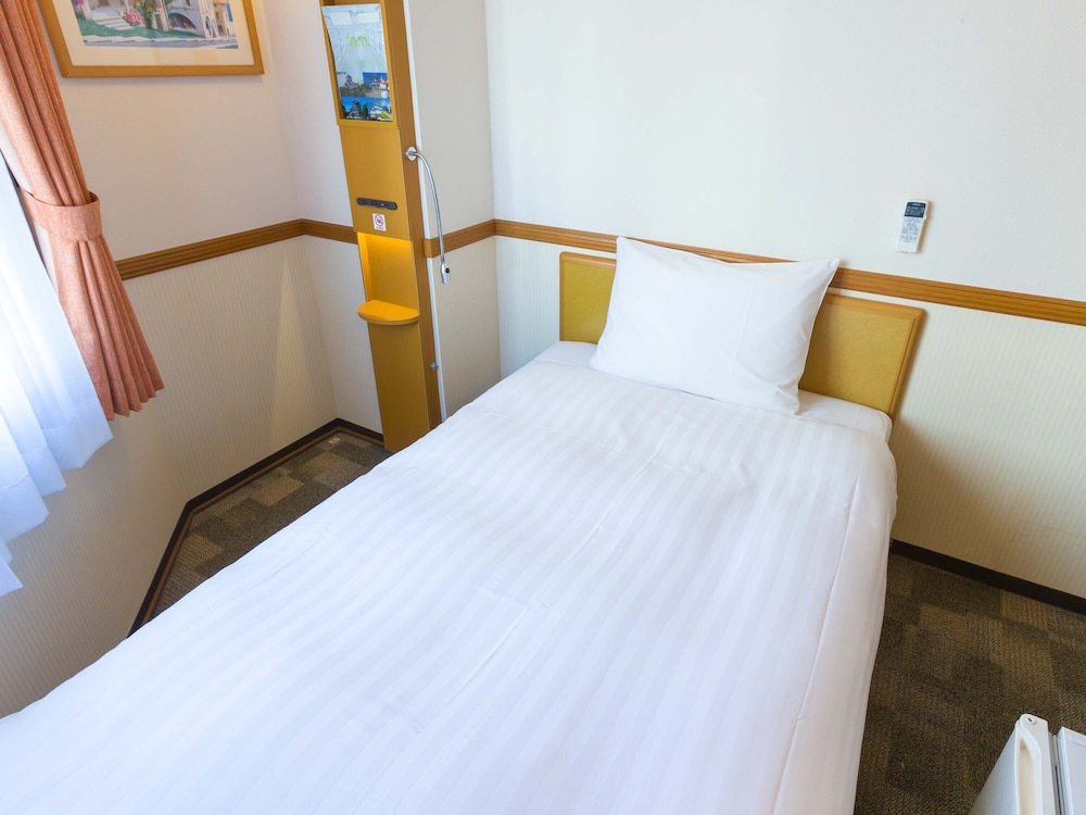 Economy Single Room, Smoking photo 2