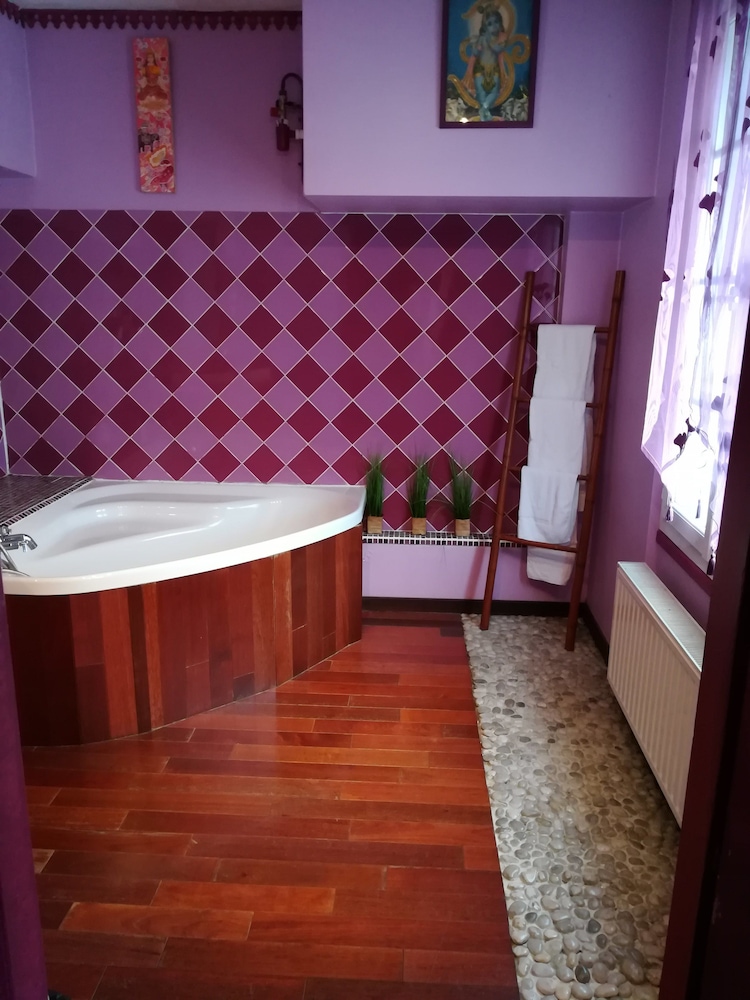 Suite (Delhi) photo 3