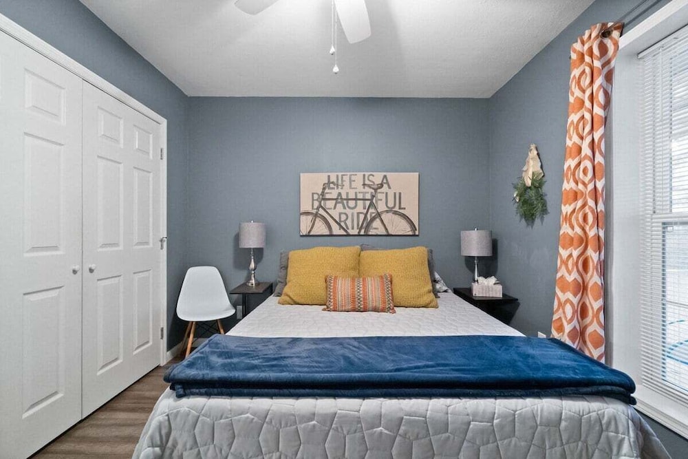 House, 1 Queen Bed with Sofa bed, Patio, Garden View (Gratton Granny (979 Gratton Rd))
