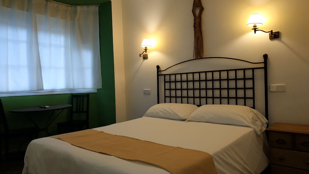 Superior Double Room, 1 Double Bed, Accessible - Photo 2