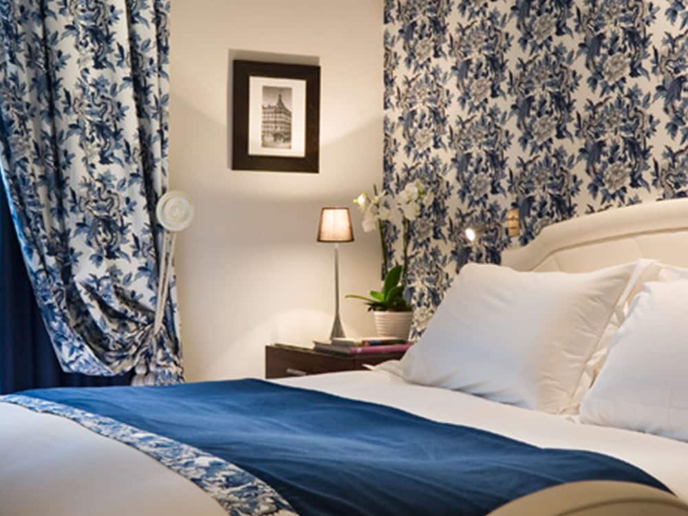 Superior Room, 1 Double Bed, Courtyard Area