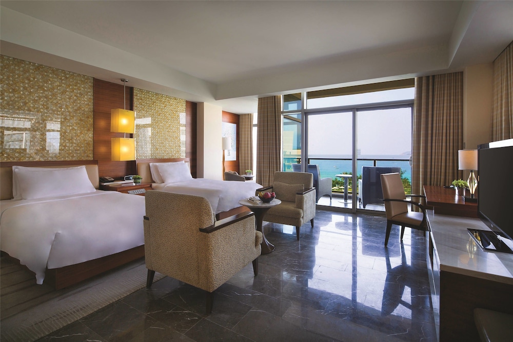 Premier Room, Sea View - Photo 3