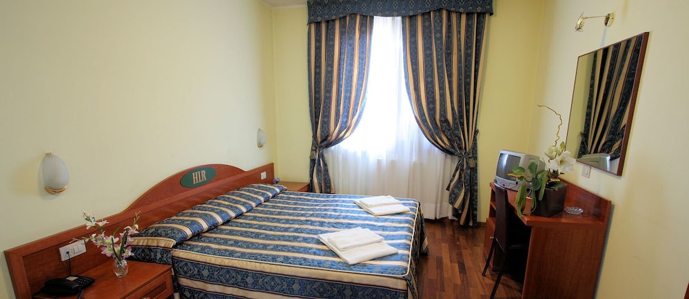 Twin Room, 2 Twin Beds photo 1