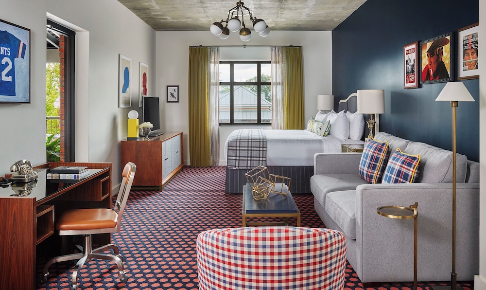 Suite (Charlie Conerly Jnr Suite) photo 1