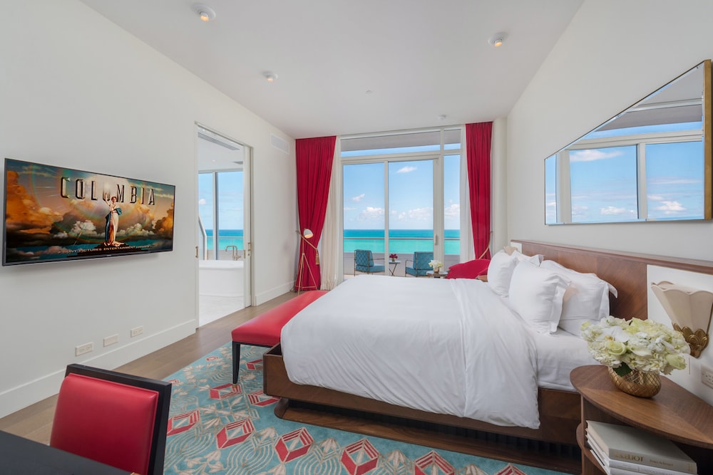 Oceanfront 3 Bedroom Suite thumbnail 6