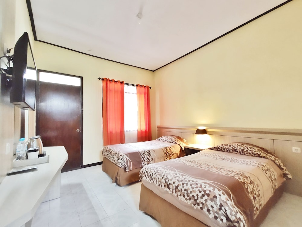 Standard Twin Room photo 1