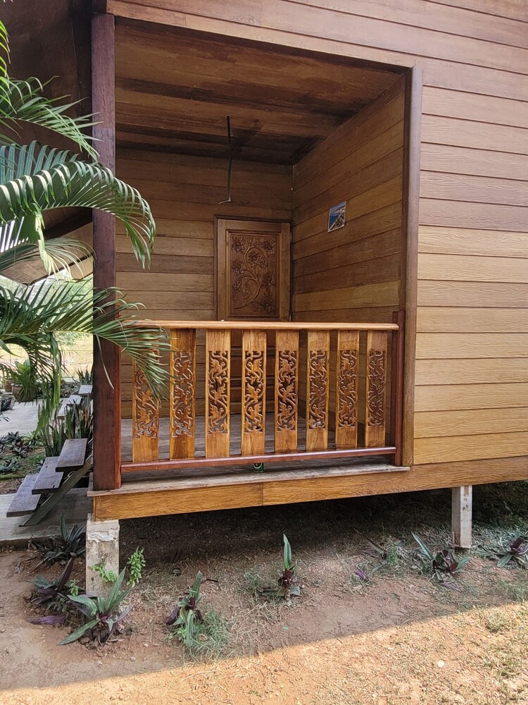 Bungalow, Balcony, Garden View photo 3