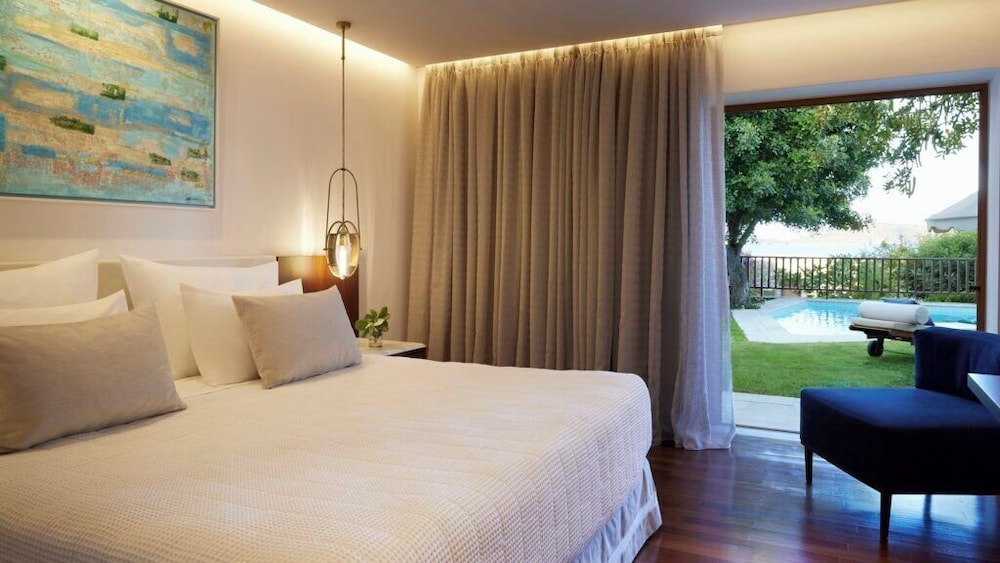 Grand Two Bedroom Villa - Private Pool