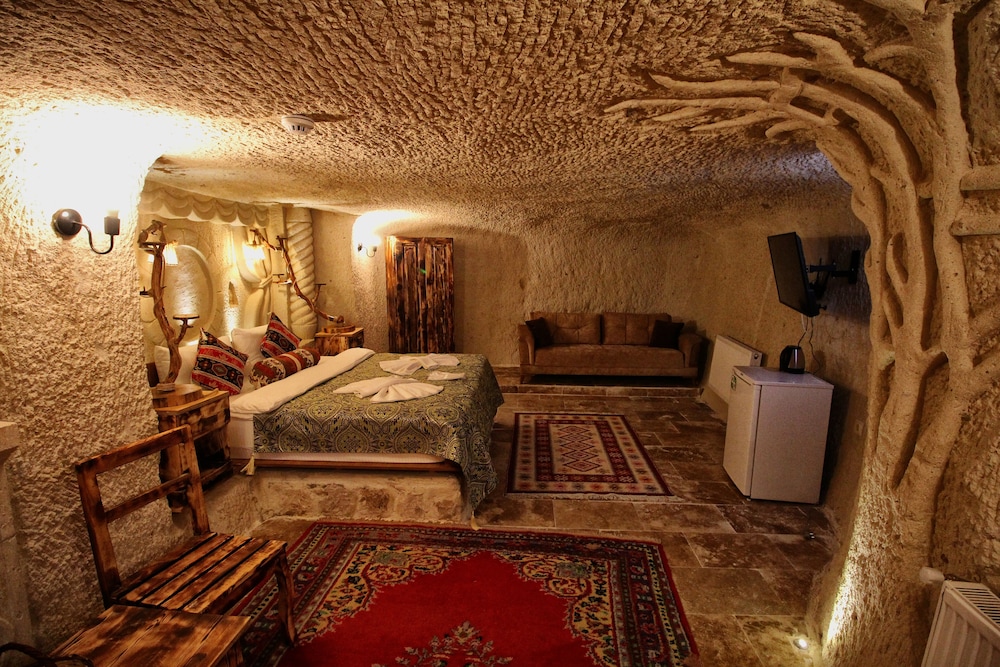 Honeymoon Room (Alesta) - Photo 6