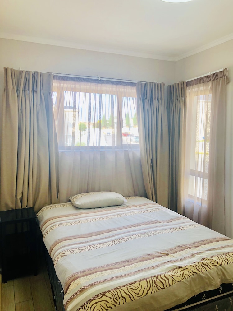 Family Villa, 3 Bedrooms, Kitchen, Corner photo 2