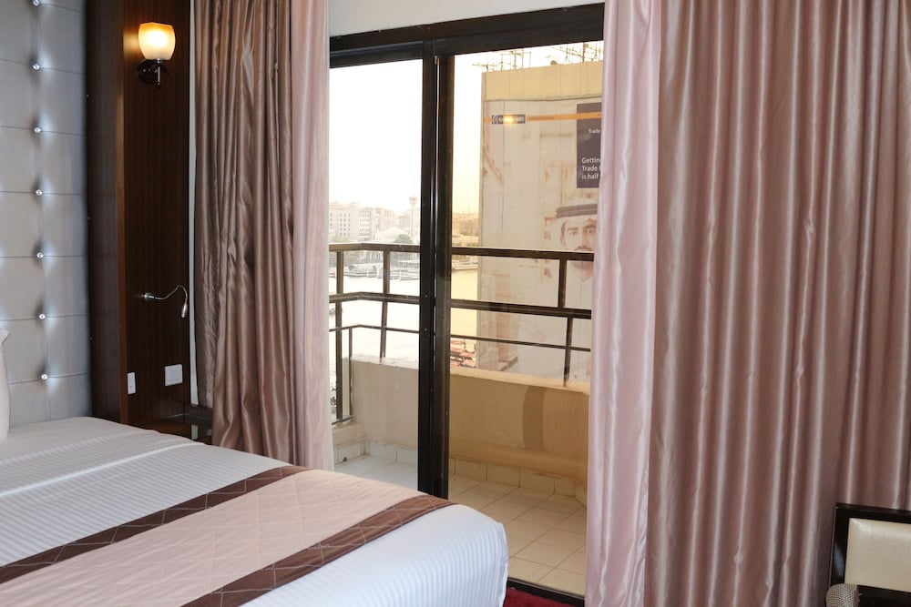 Deluxe Single Room, Balcony, Sea View photo 3