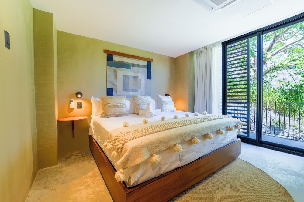 Luxury Suite, Multiple Beds