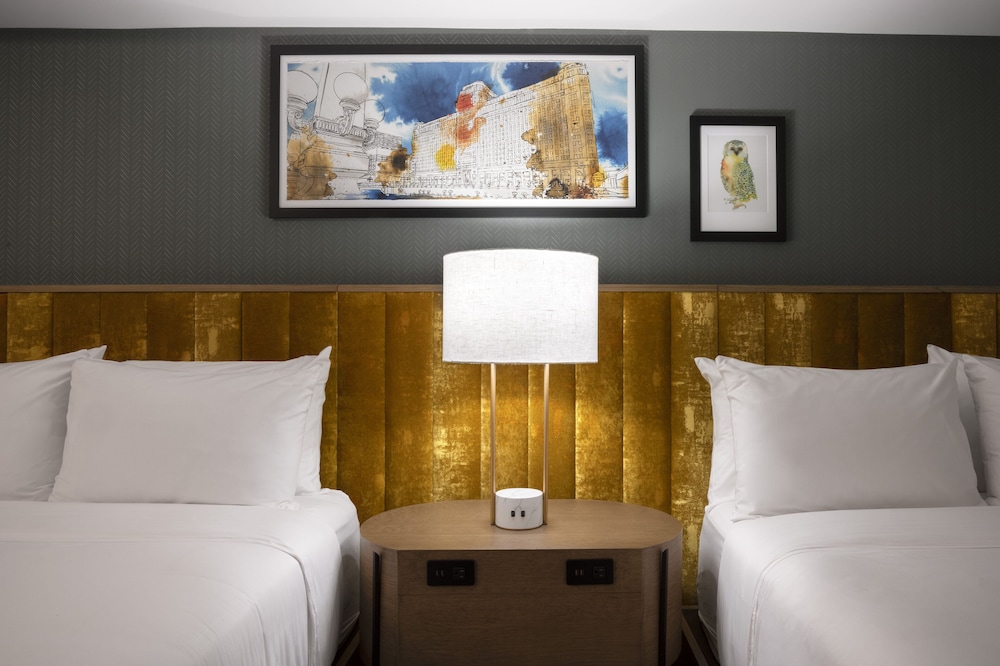 Premium Room, 2 Queen Beds, City View - Photo 9