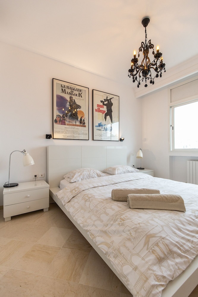 Luxury Apartment, 3 Bedrooms, Non Smoking, Lakeside photo 3