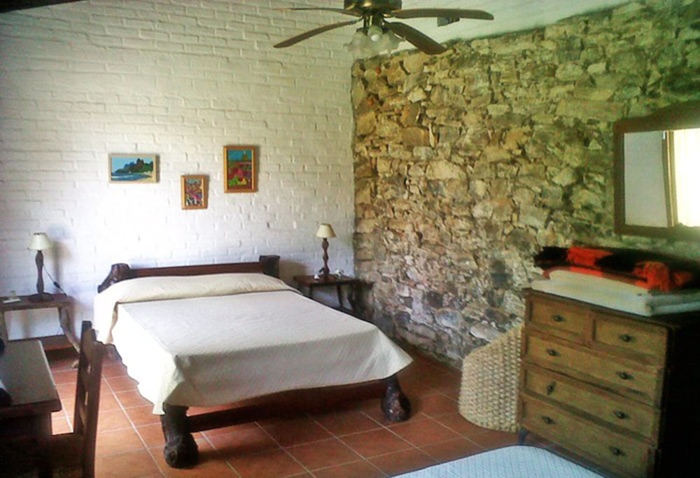Double Room, 1 Double Bed, Garden View (Al Jardín) photo 1