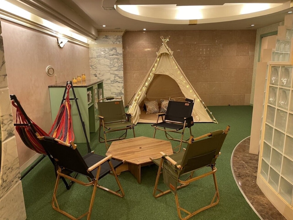 Room (Glamping, Welcome Drink, Breakfast)