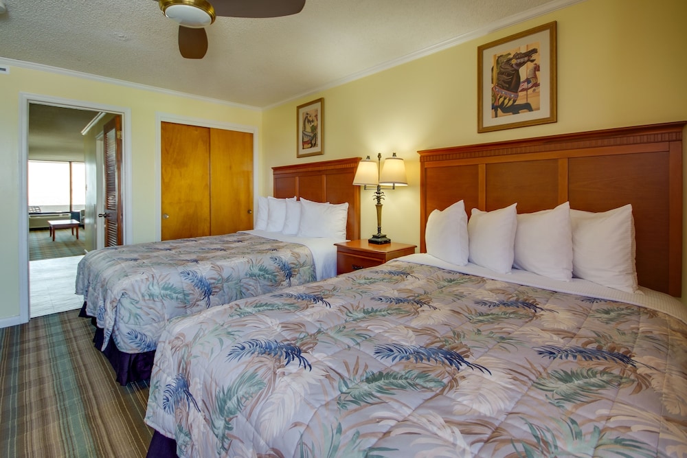 Suite, 1 Bedroom, Kitchen (Castle North with Balcony) photo 1