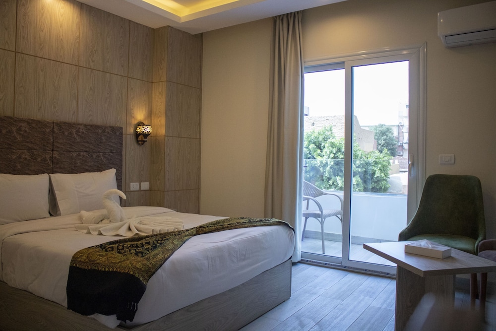 Comfort Double Room, 1 Queen Bed, Garden View photo 1