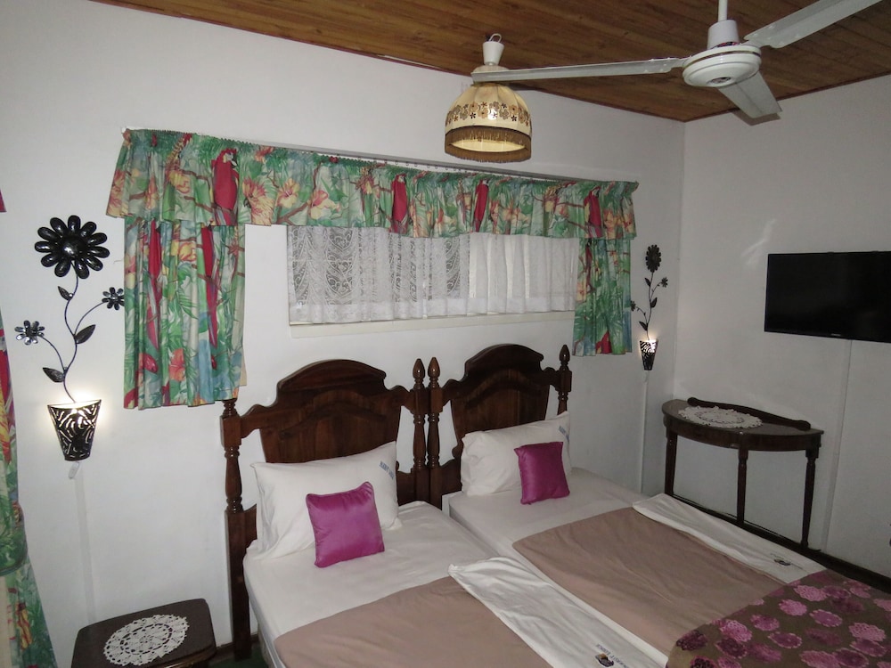 Deluxe Double Room with bath photo 1