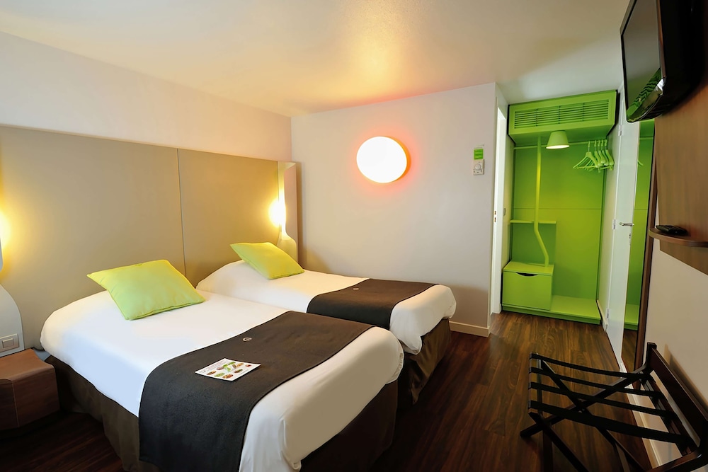 Standard Room, 2 Twin Beds - Photo 3