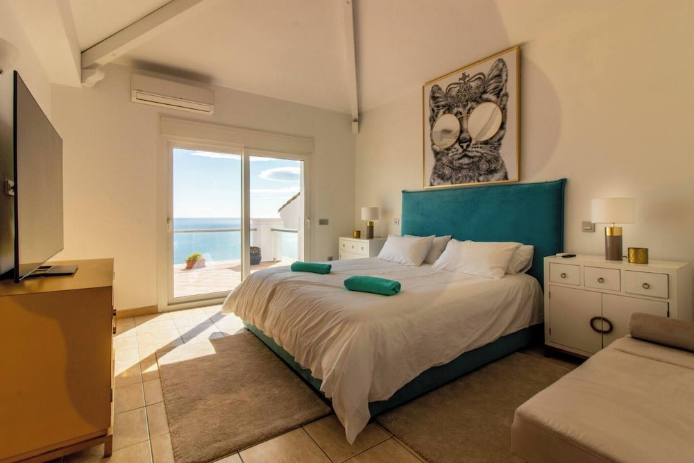 Villa, 4 habitaciones, fumadores, piscina privada