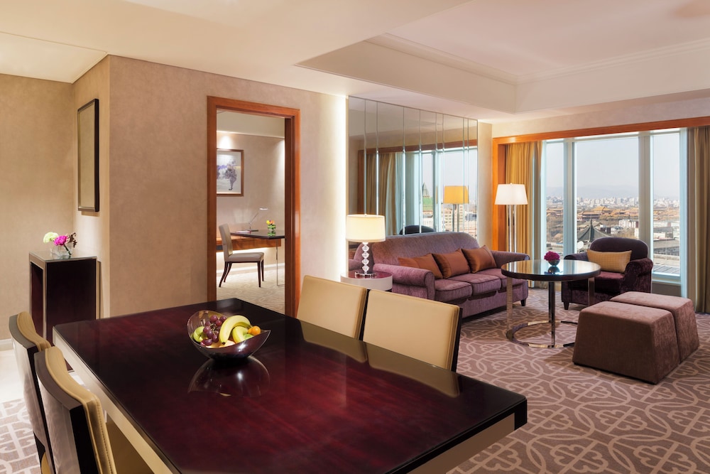 Grand Executive Suite photo 3