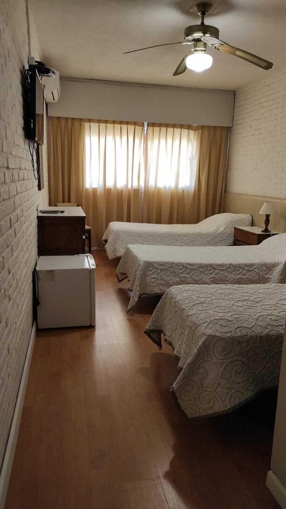 Standard Triple Room, 3 Twin Beds photo 1