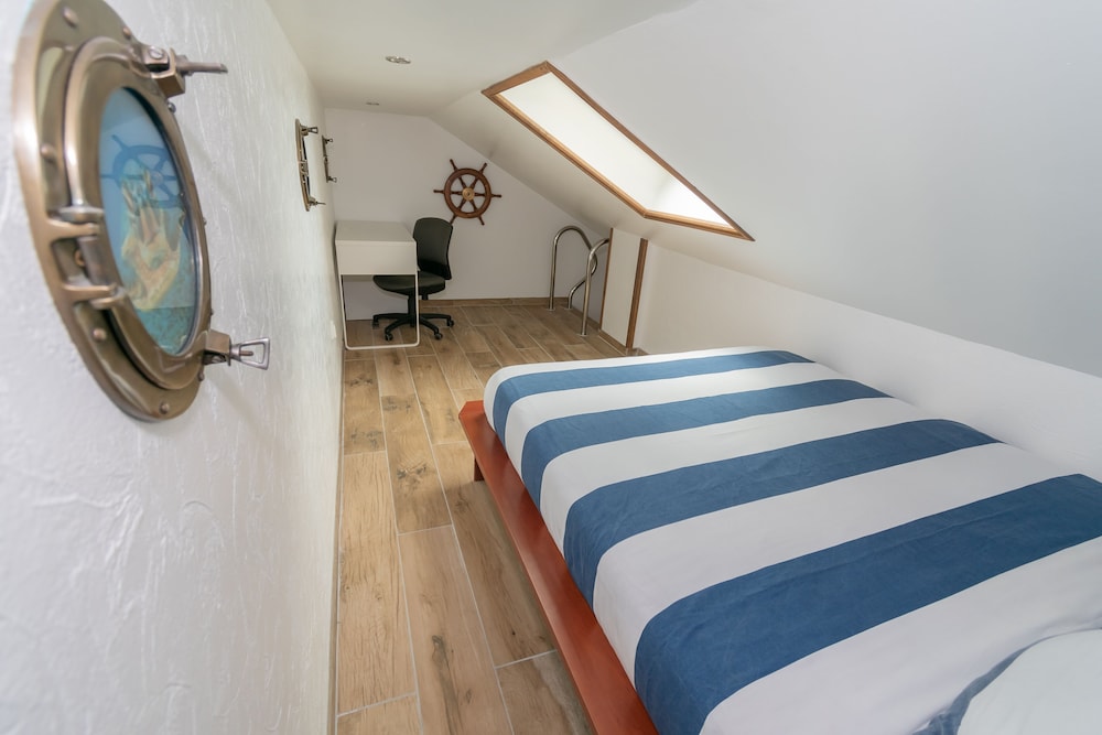 Blue Marine Apartment - Photo 24