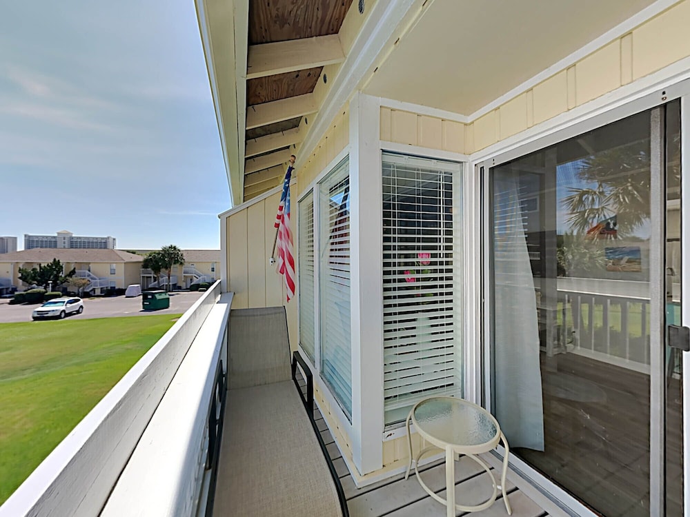 Condo, Multiple Beds, Balcony, Pool View (#2015 - No Pets) photo 3