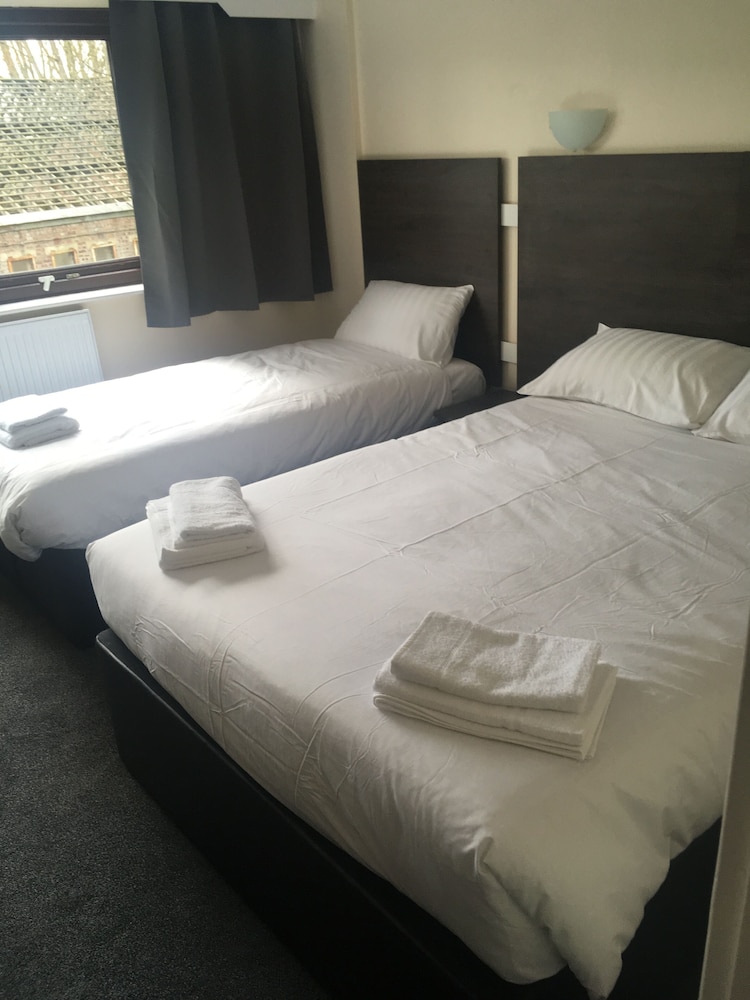 Family Double Or Twin Room photo 2