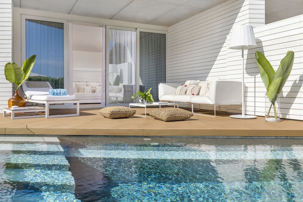 Exclusive ME+ Junior Suite with Private Pool and Sea View - Photo 6