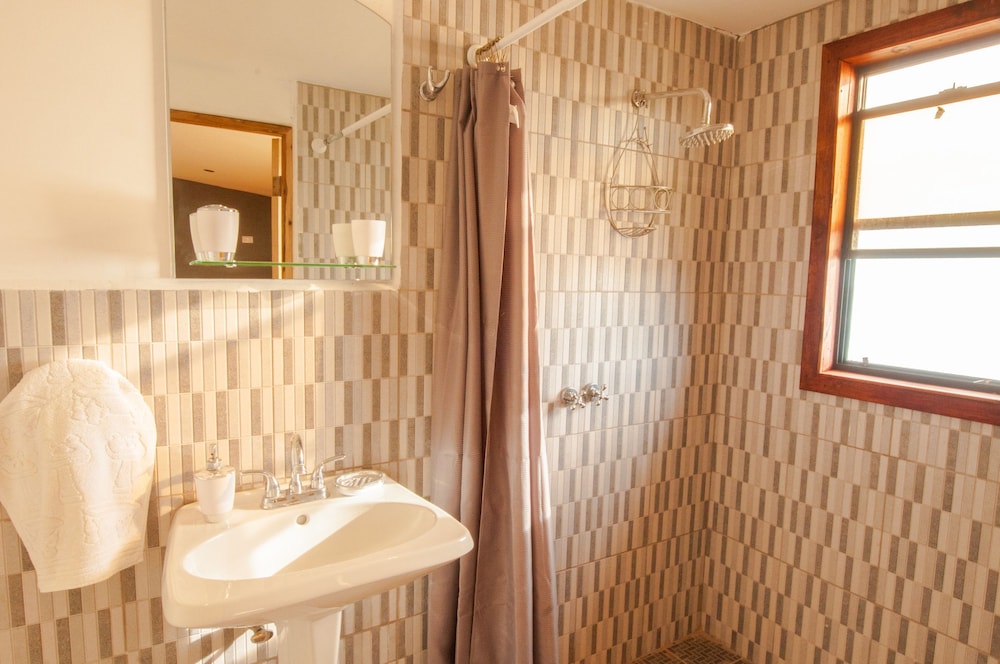 Comfort Cabin, Multiple Beds, Ocean View photo 3