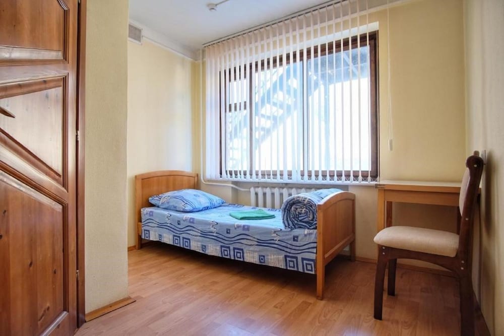 Family Room, Balcony photo 2