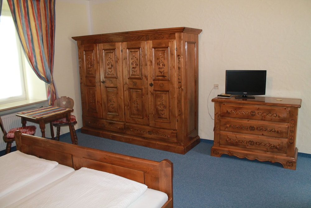Classic Quadruple Room photo 3
