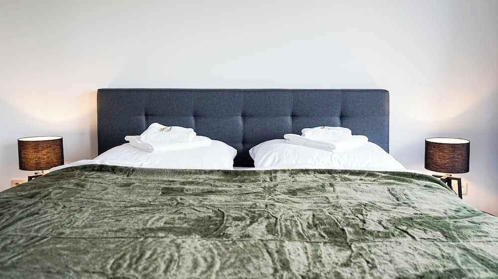 Deluxe Double Room, City View