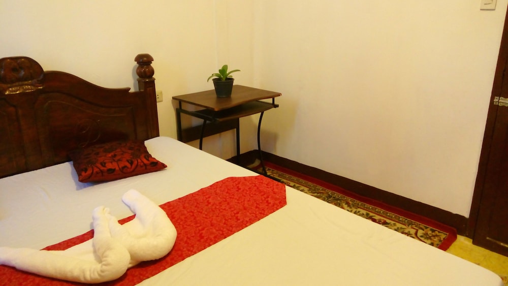 Standard Double Room (Aircon) photo 3