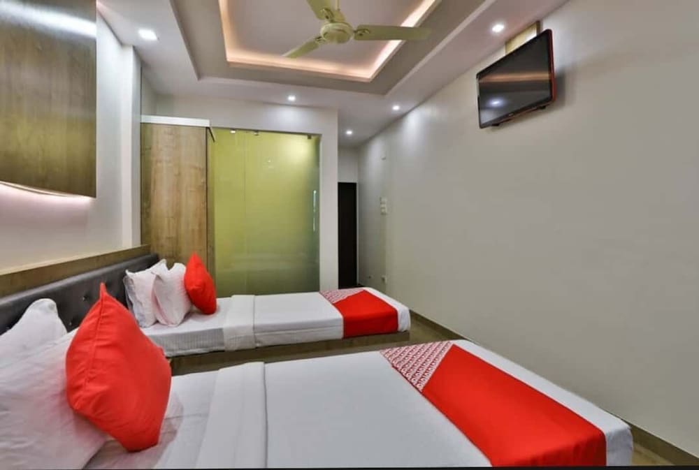 Deluxe Double Room Single Use photo 1