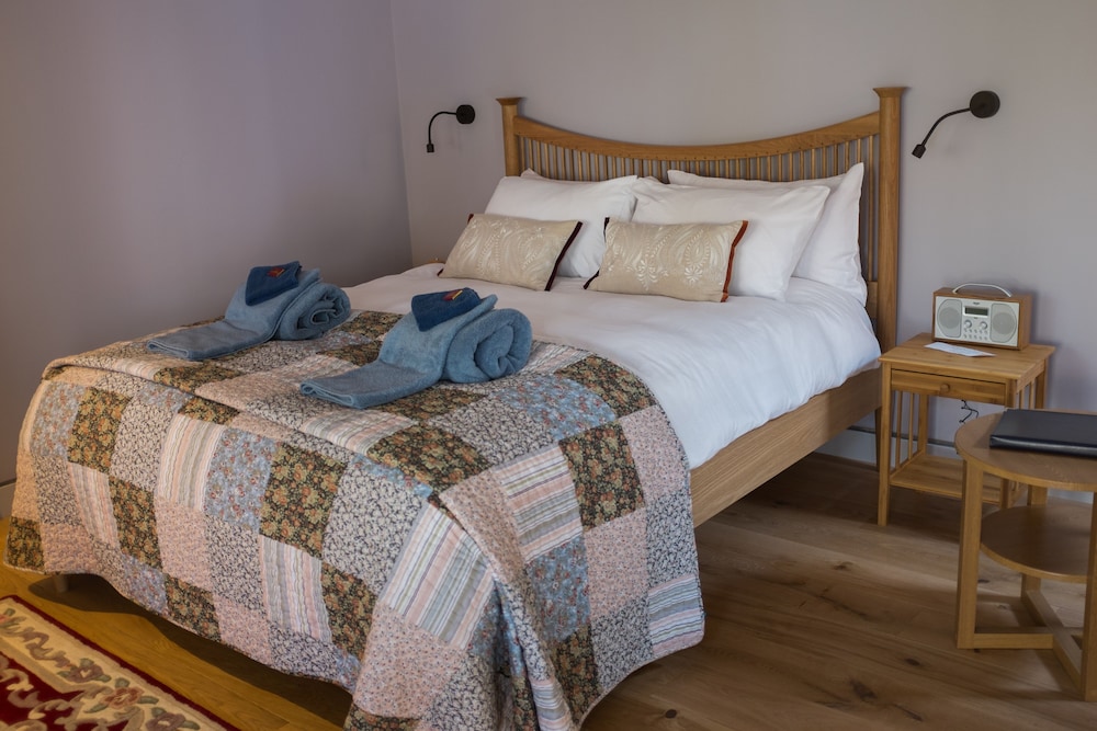 Deluxe Studio, 1 Double Bed, Non Smoking, Garden View photo 1