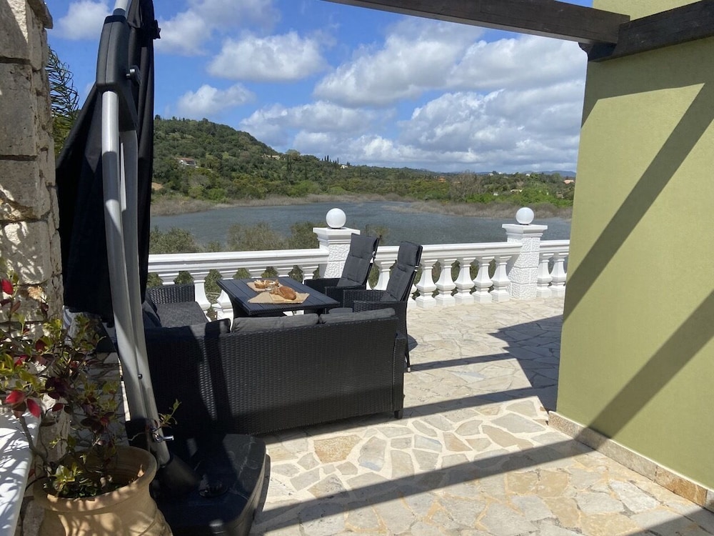 Villa, 2 Bedrooms, Smoking, Private Pool